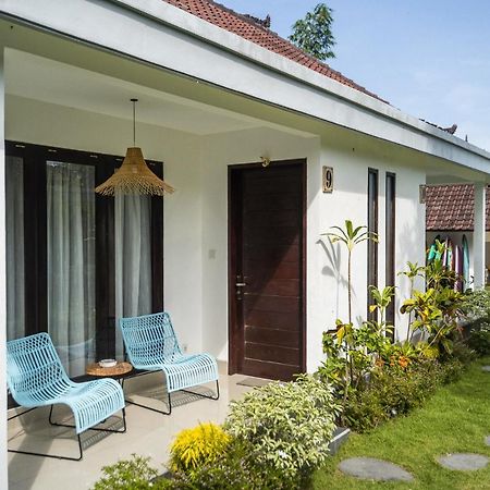 Shaka Clan Surf Hotel Canggu  Exterior photo